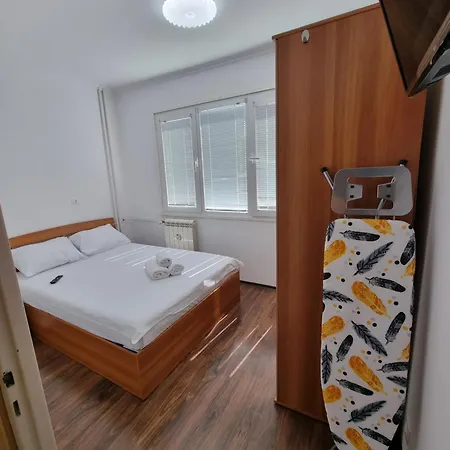 Apartment Apartment's Ortakchiev 2 *